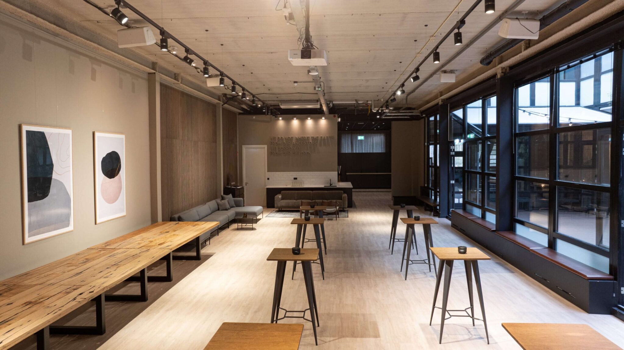 Venue Collective - The Lounge - Reception - Food & Beverage